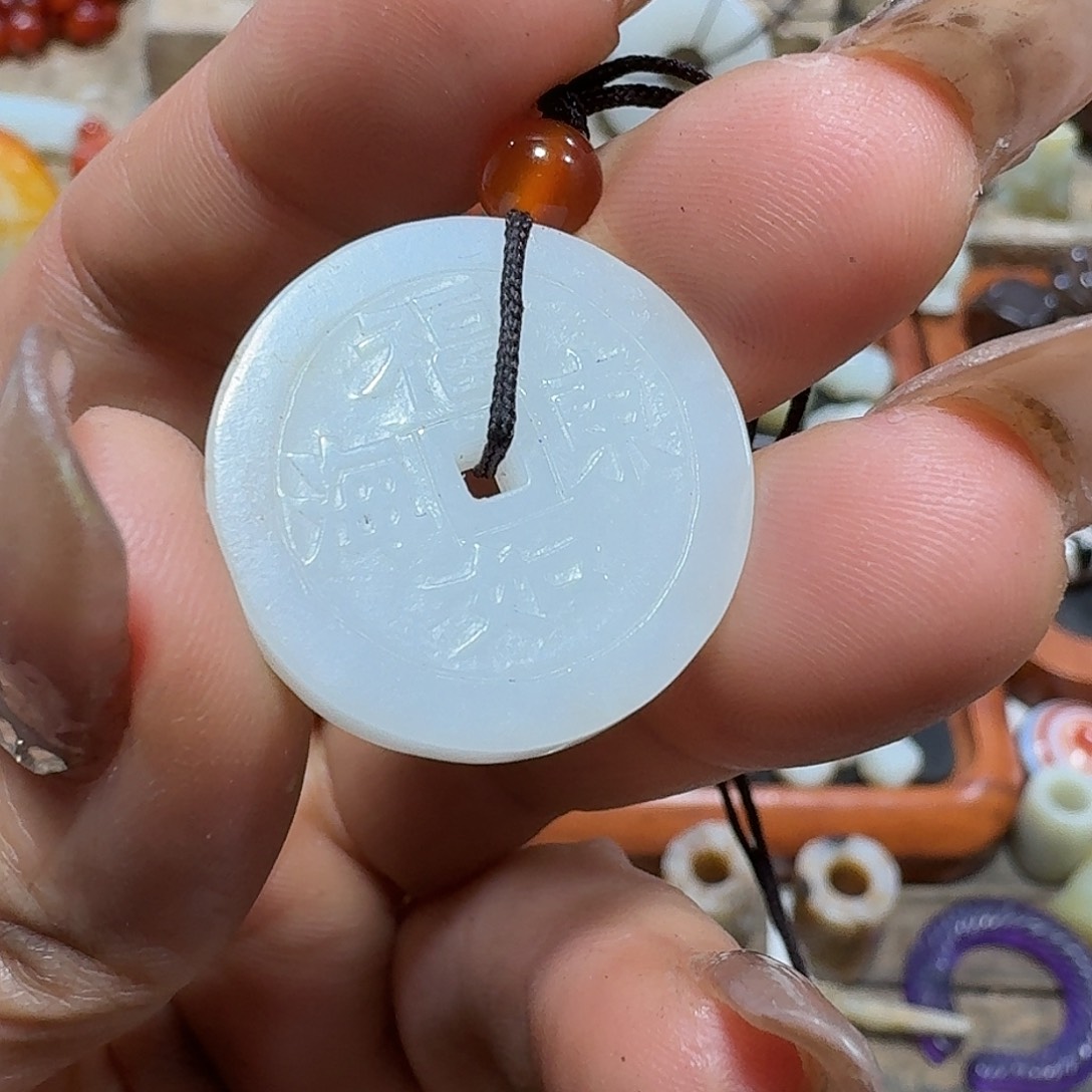 和田玉挂件未镶嵌