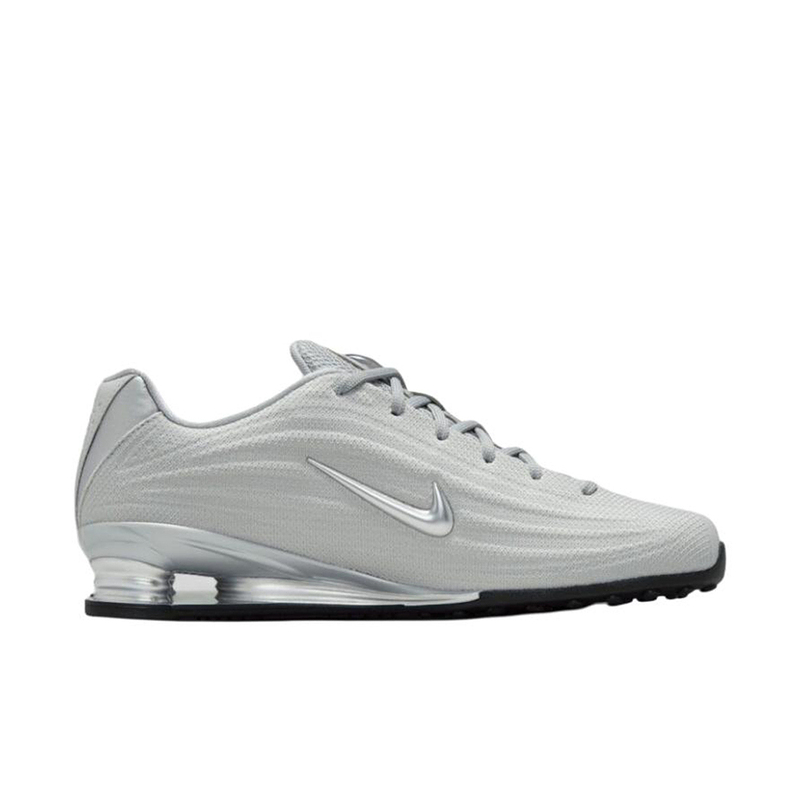 耐克（NIKE）女子SHOX休闲时尚休闲鞋HQ7540-001