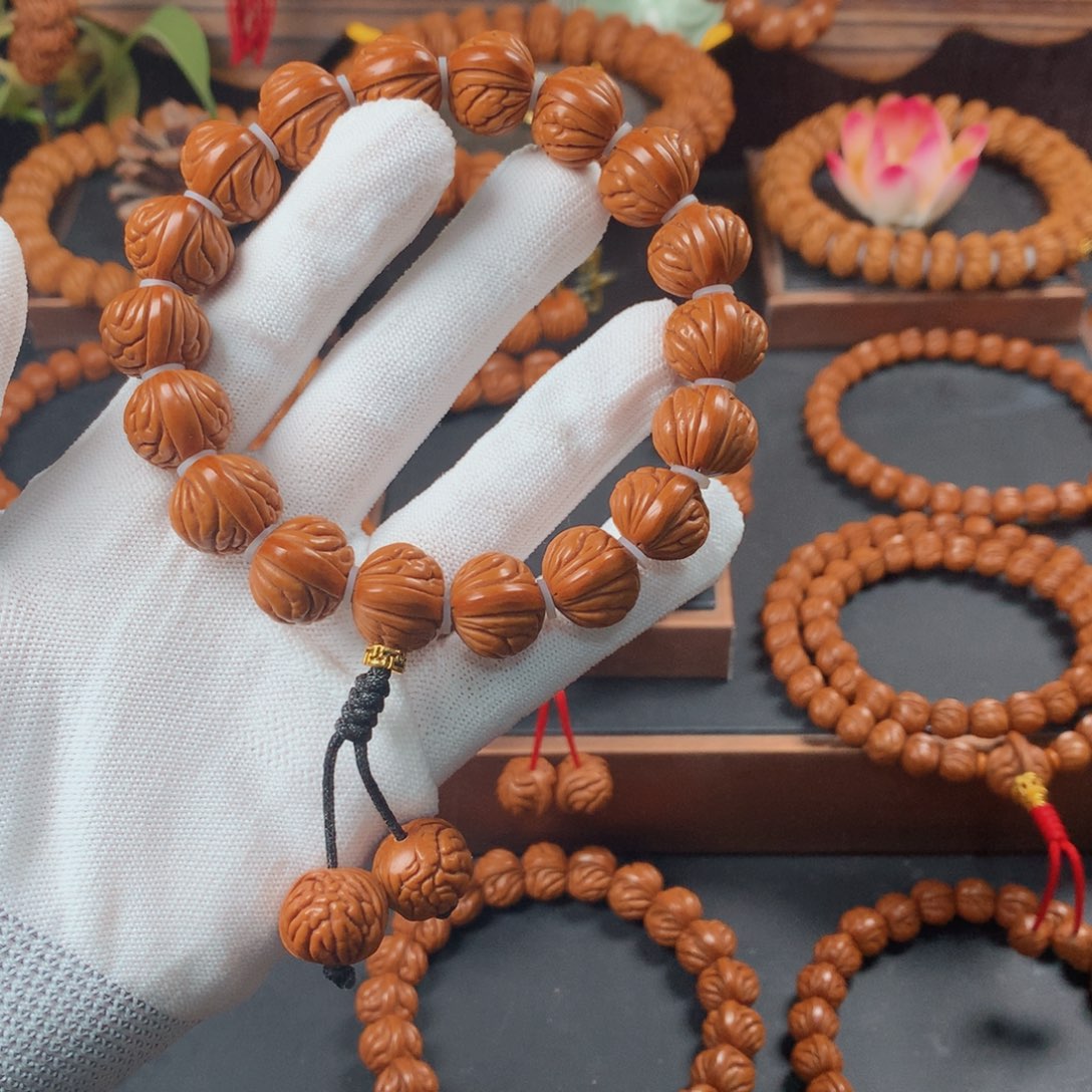 桃核吊坠相**愁16凤羽手持