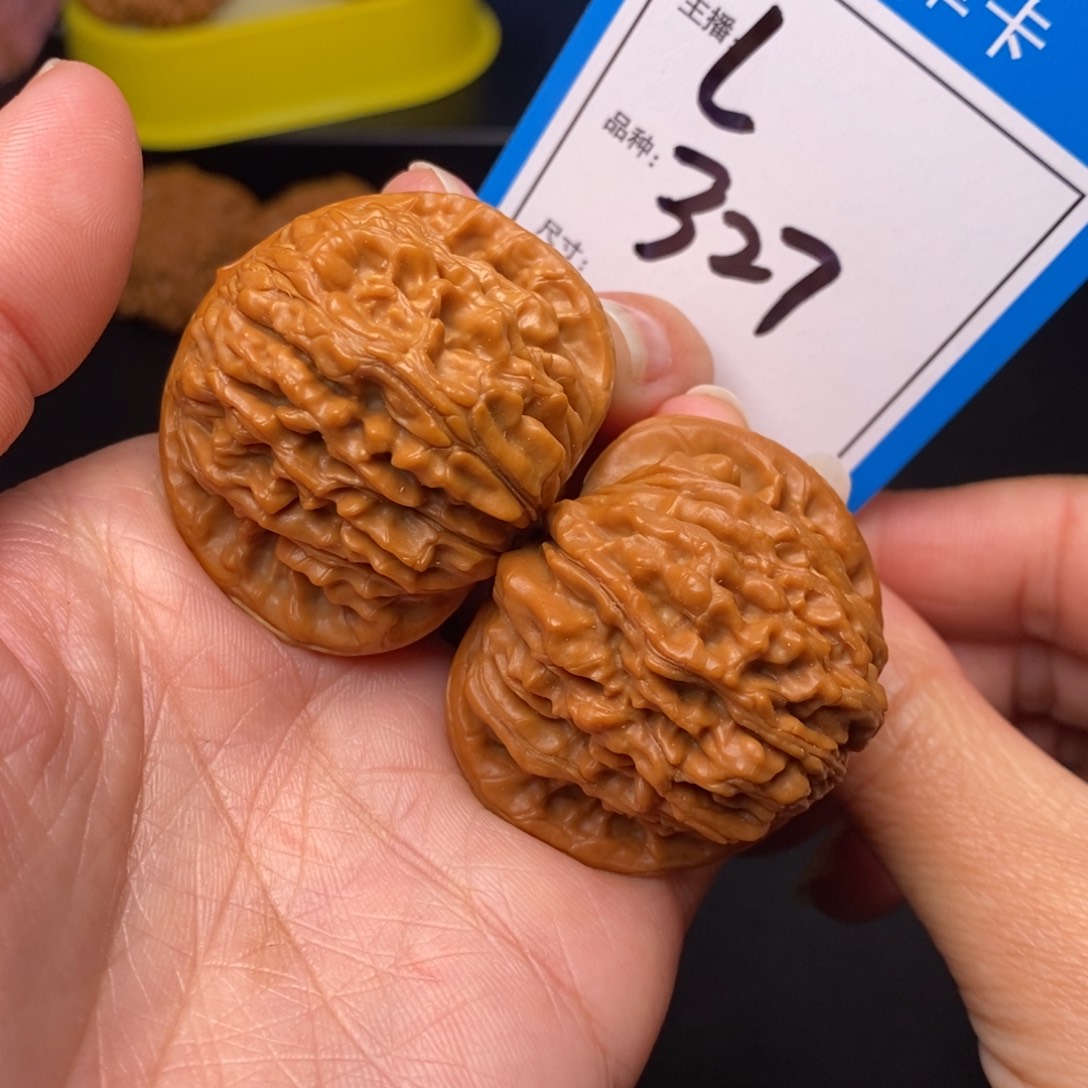 文玩核桃把件42四座楼327