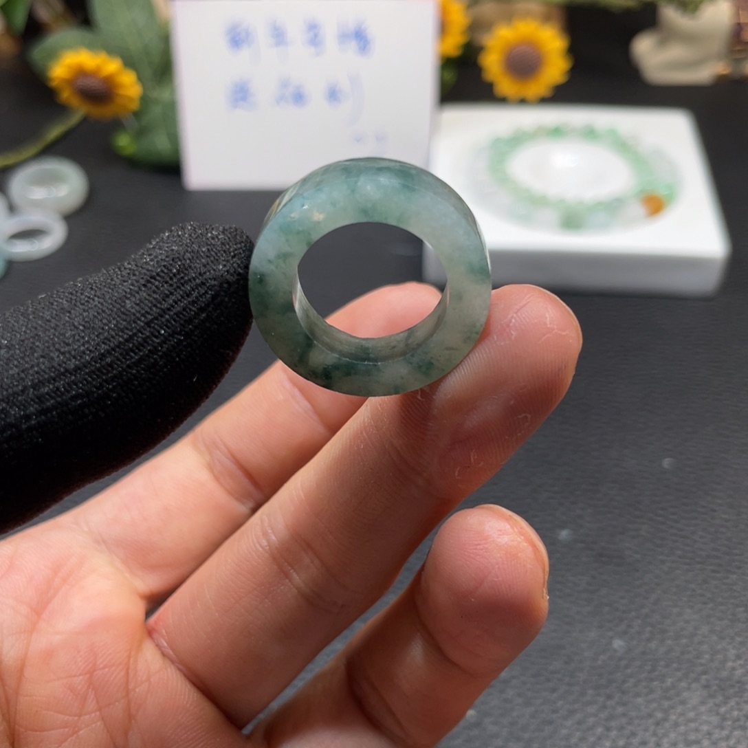 定制翡翠未镶嵌天然翡翠