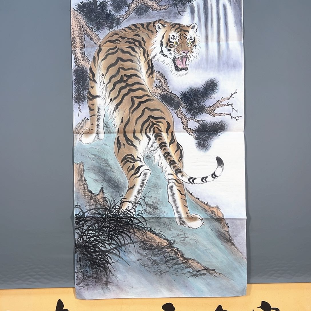 国画600 花鸟和蝴蝶都会出现