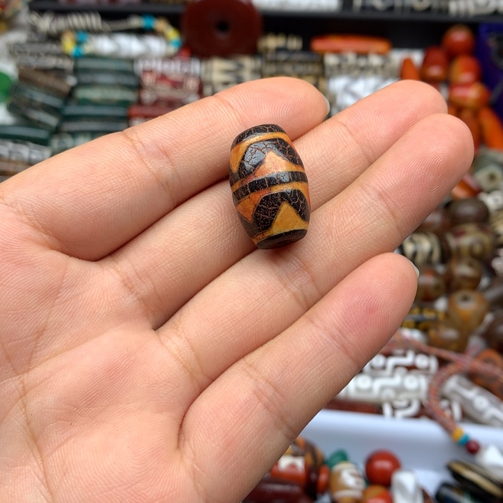 玛瑙/玉髓未镶嵌吊坠(赠链)