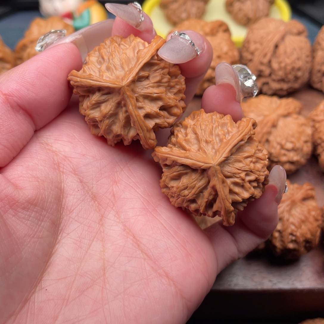 文玩核桃吊坠全品，盘山正奔37