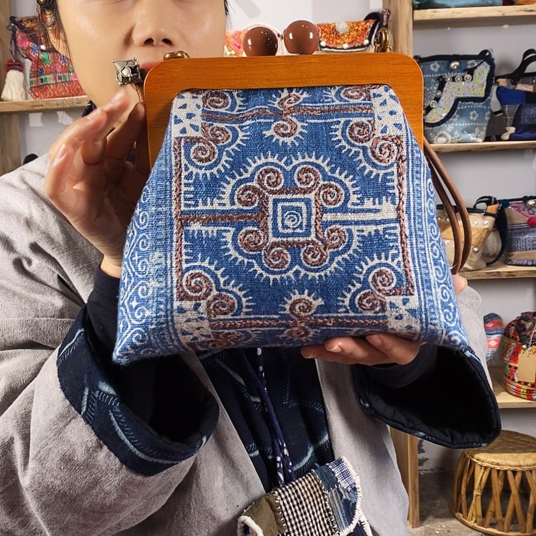 织绣手工制作工艺包包