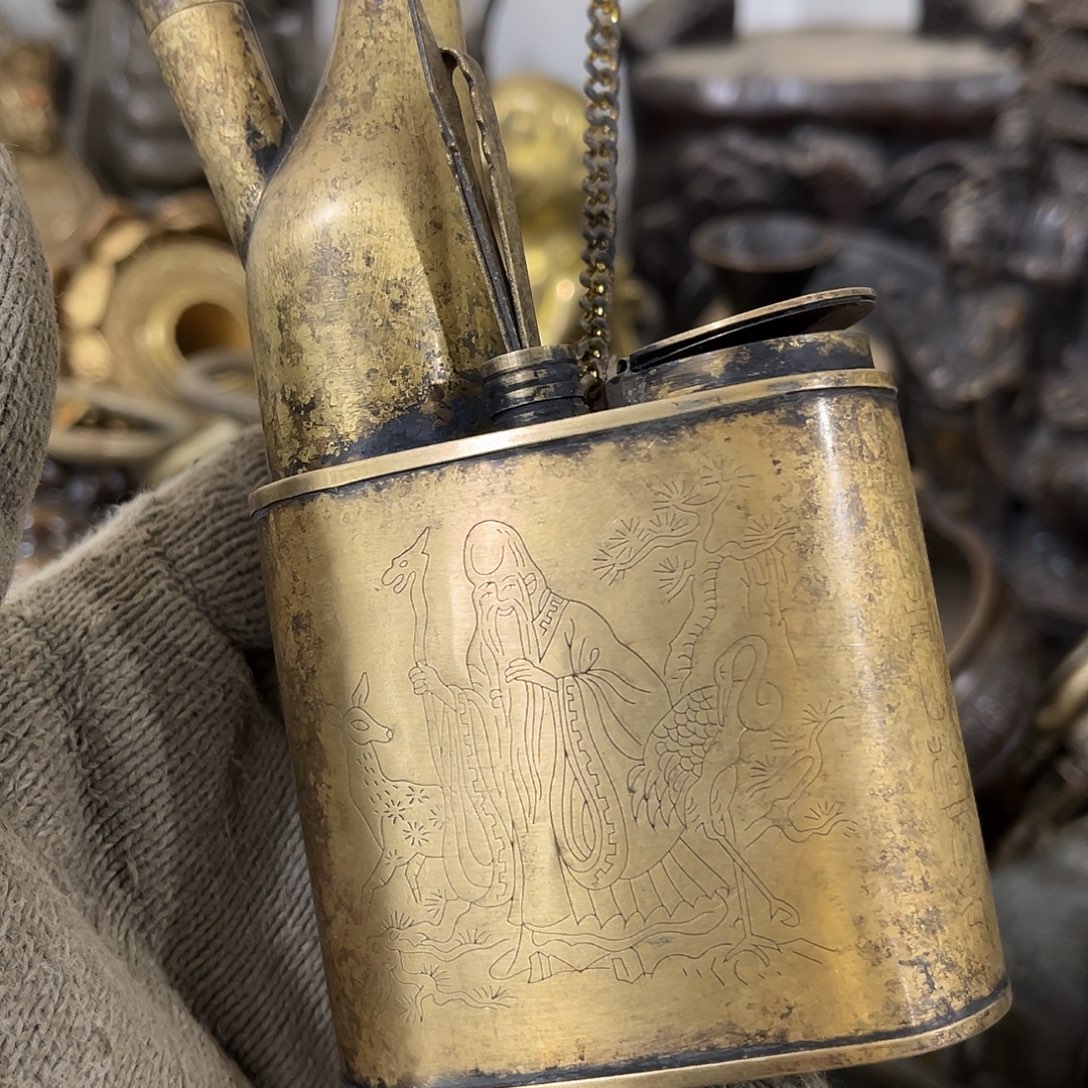 难***哥闪电购铜摆件工艺品