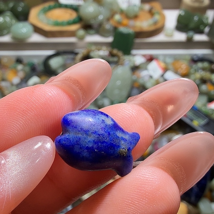 M***1和田玉未镶嵌珠宝奇石