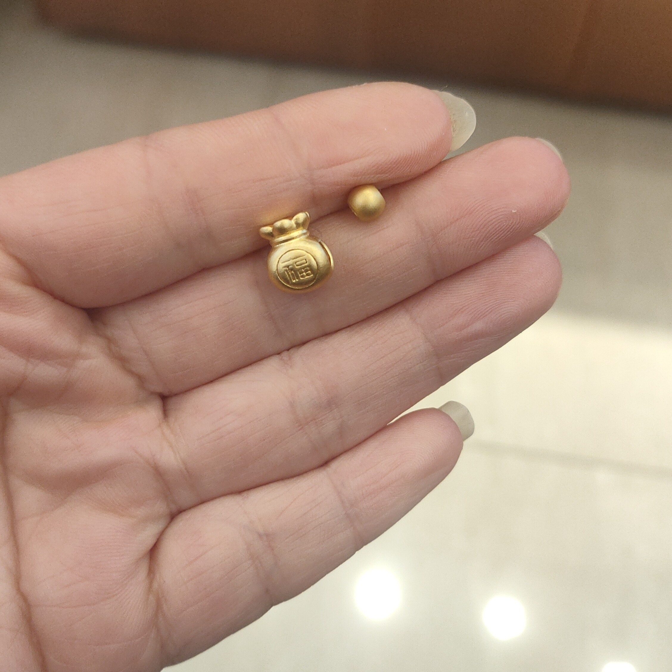 六桂福足金时尚精美福袋