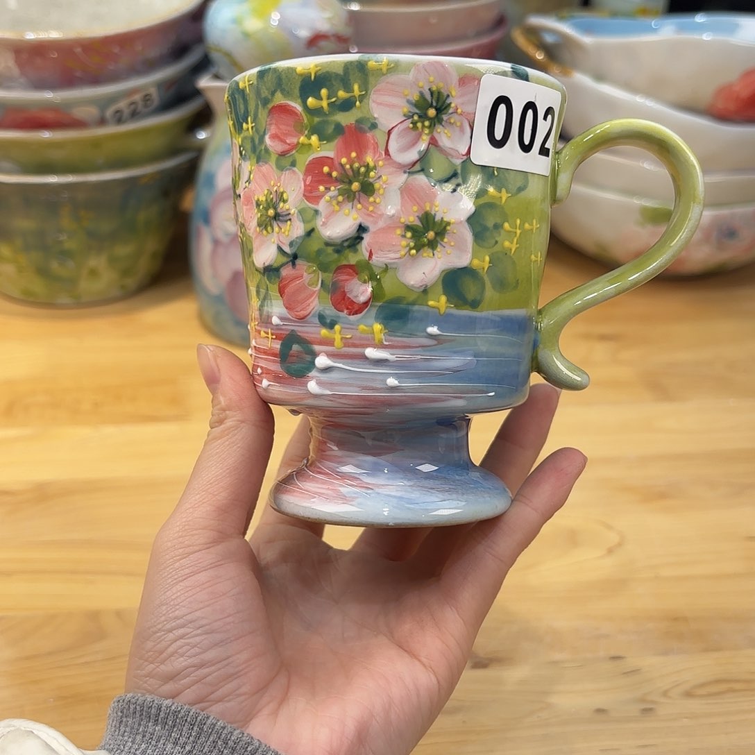 瓷片兔兔啊我要被