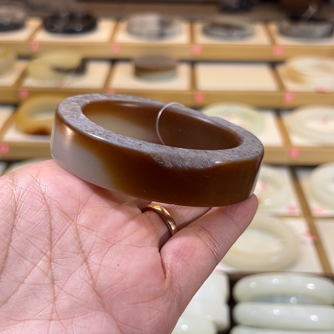 和田玉未镶嵌手镯17