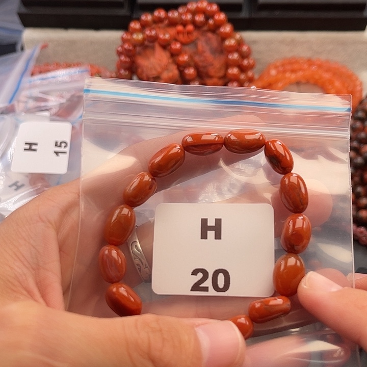 南红玛瑙未镶嵌多样性发货默认微瑕称重8mm