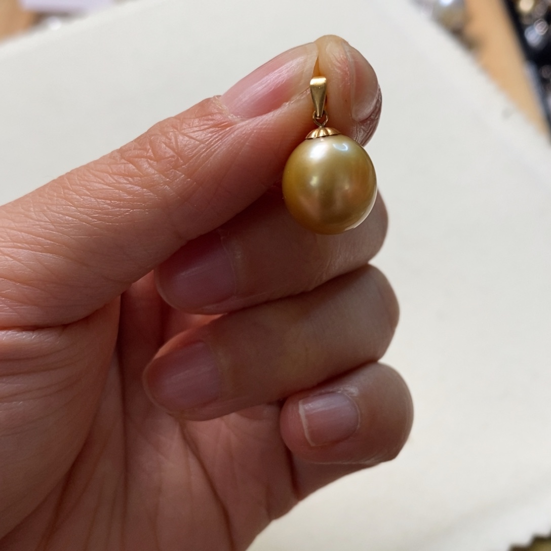 海水珍珠颈饰18K金镶嵌