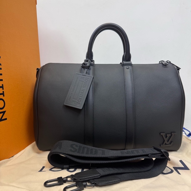 99新 LouisVuitton/路易威登 全套黑色全皮keepall40旅行袋1819