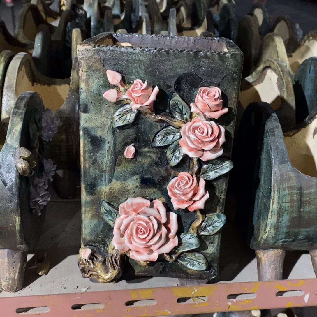 红陶青藤花器多肉花盆