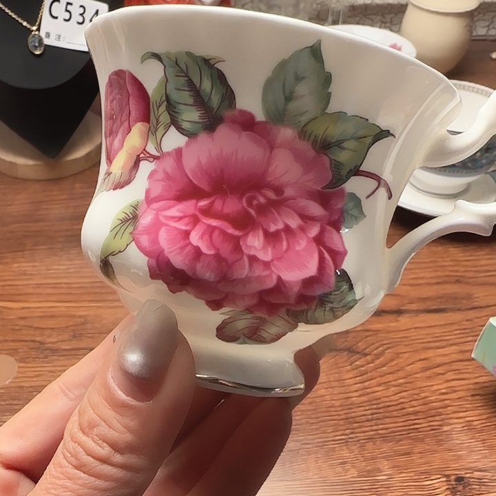 5537778889999999999999