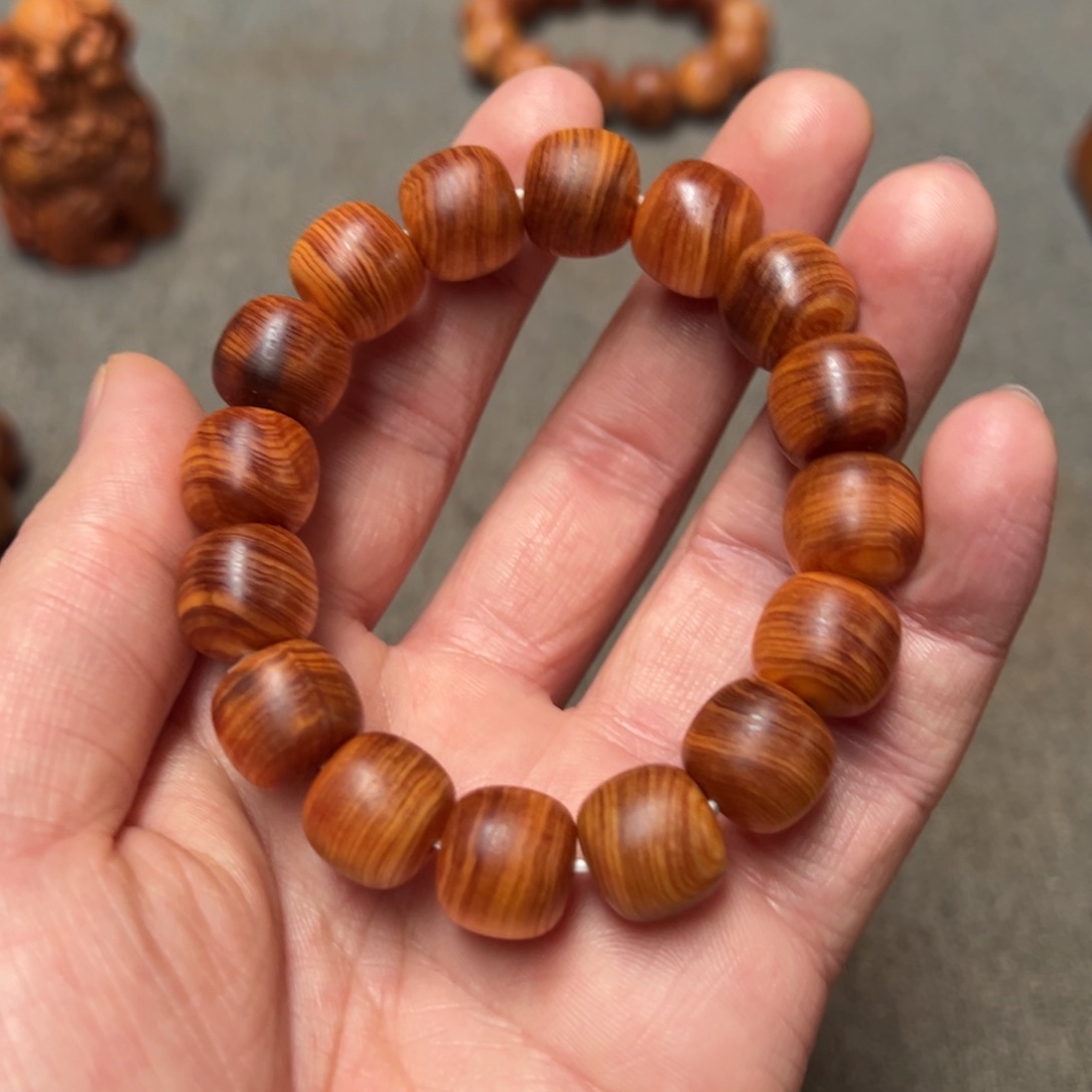 男***强柏木（崖柏）北太行陈化崖柏