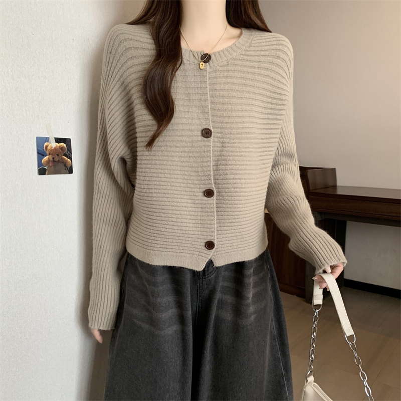 毛针织衫上衣针织短款春秋长袖毛衣秋季不起球圆领显瘦气质百搭