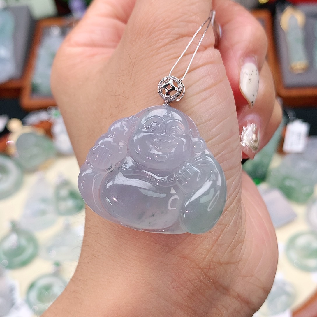 翡翠18K金镶嵌颈饰布袋佛