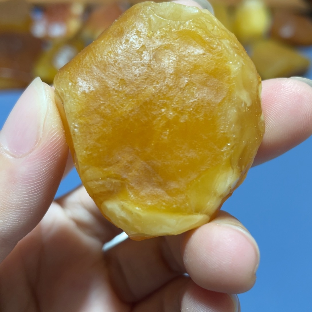 未镶嵌定制蜜蜡随形