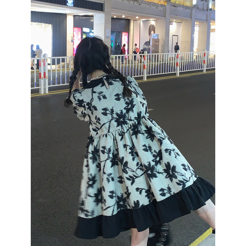 霍里德地图  复古日系夏季新款连衣裙显瘦甜美碎花中长款连衣裙女