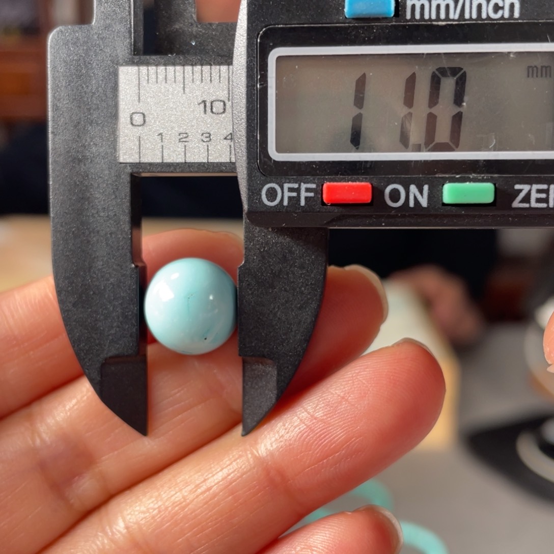 绿松石颈饰未镶嵌