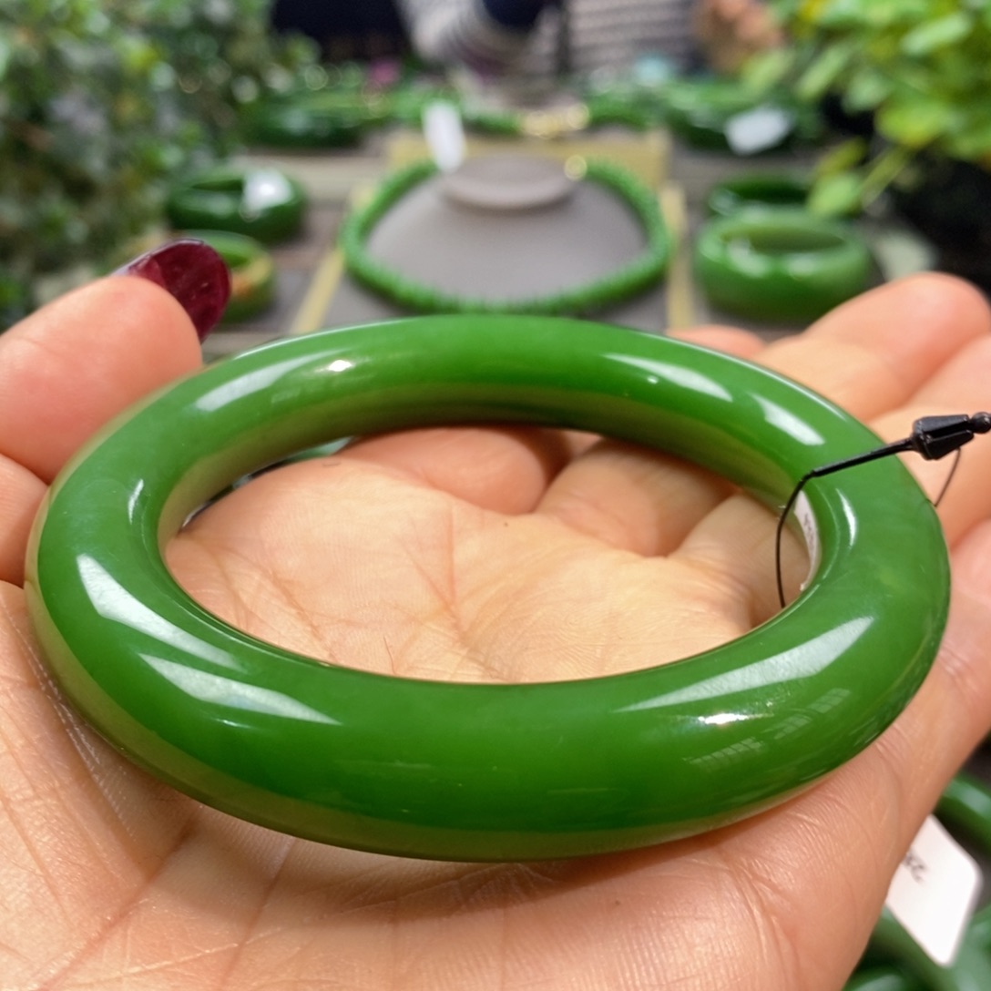 和田玉（碧玉）手镯未镶嵌