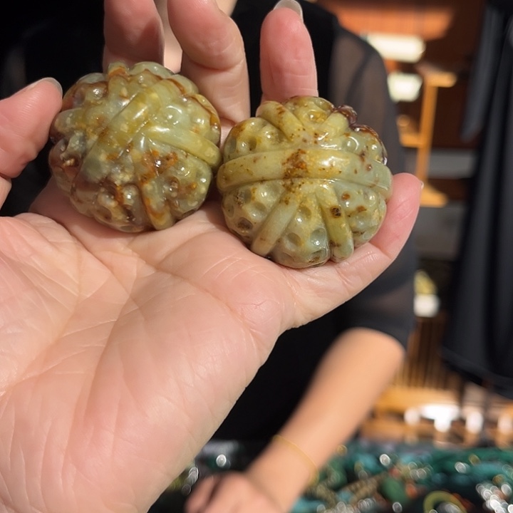 未镶嵌岫玉毛衣链