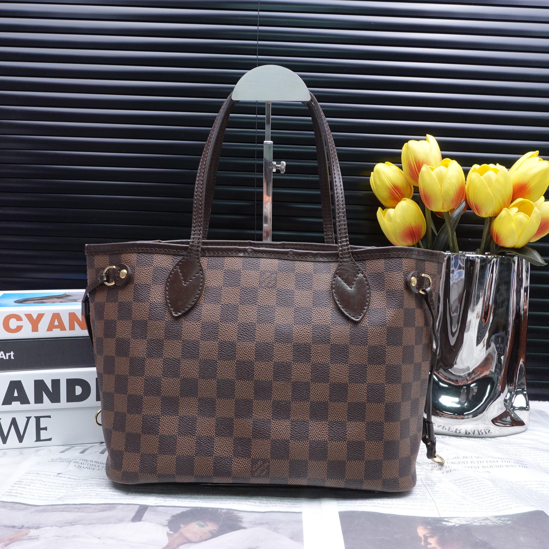 95新 LouisVuitton/路易威登 单肩包/T20329191