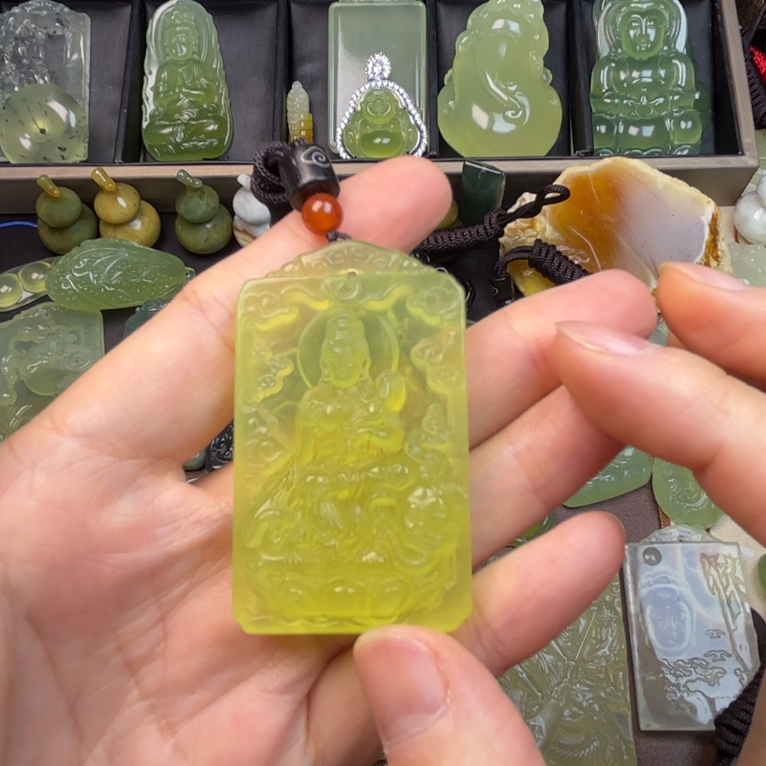 蛇纹石玉未镶嵌吊坠(不含链)