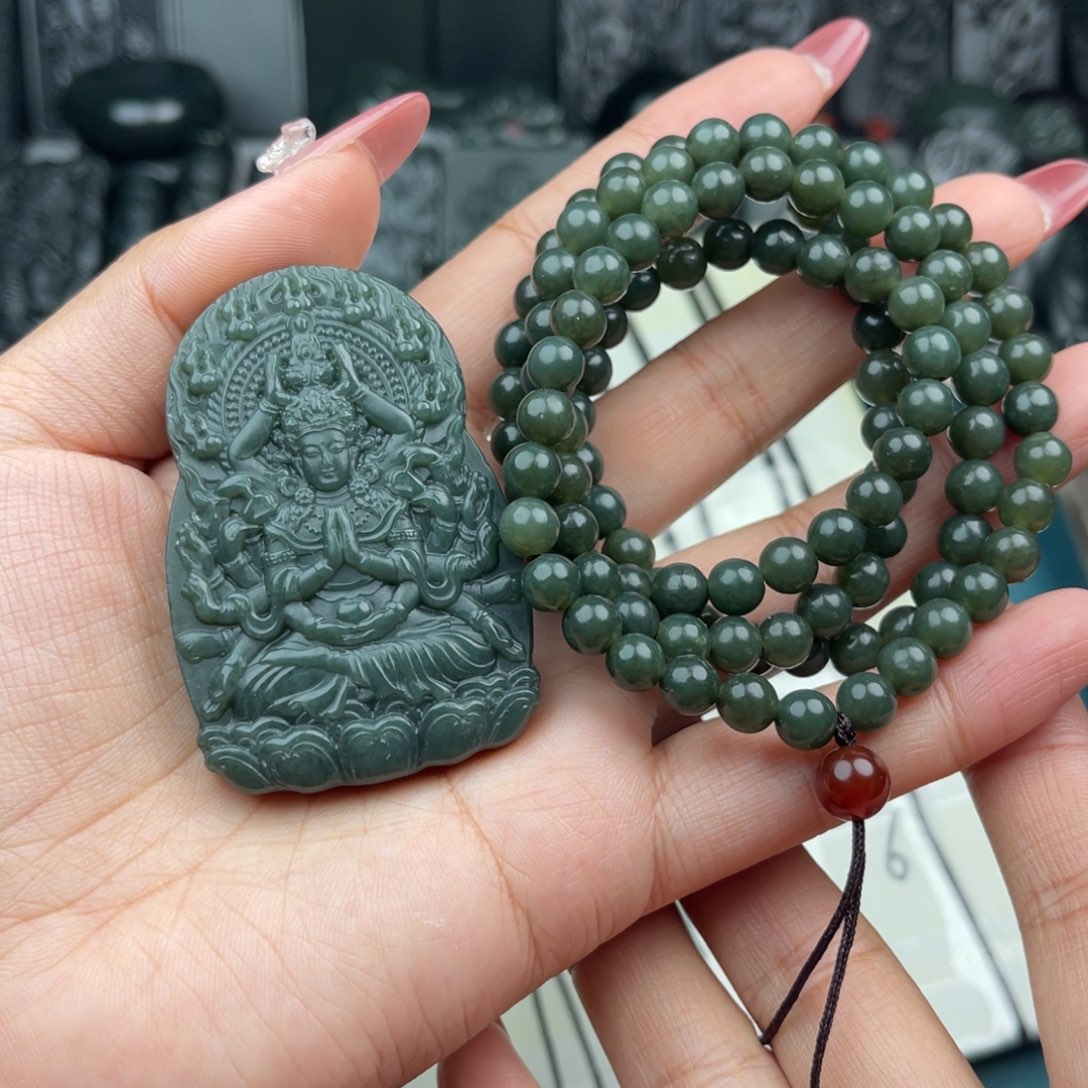 和田玉颈饰未镶嵌八*