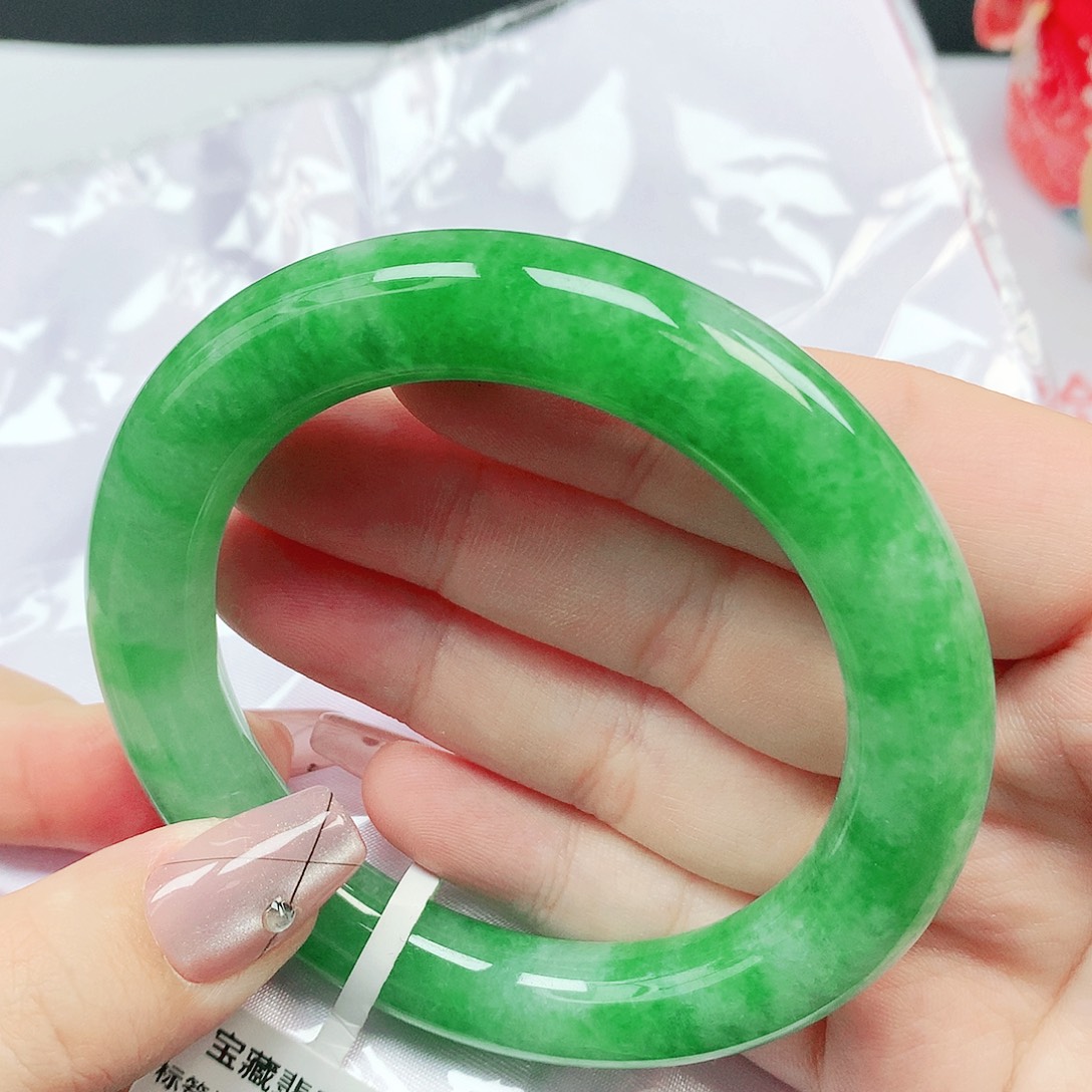 翡翠未镶嵌手镯天然缅甸翡翠A货编号1