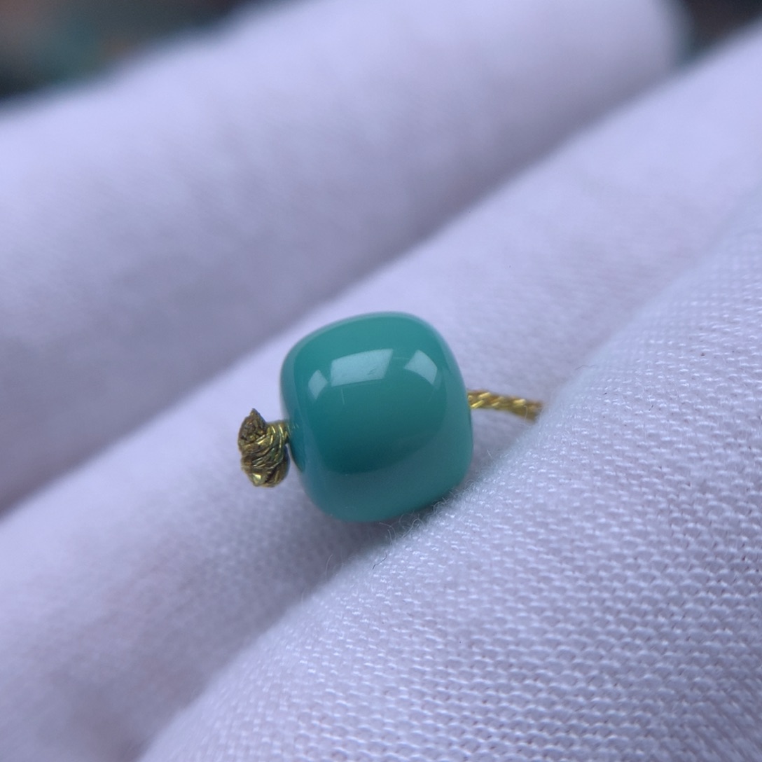 绿松石精品配饰直径8.5mm未镶嵌