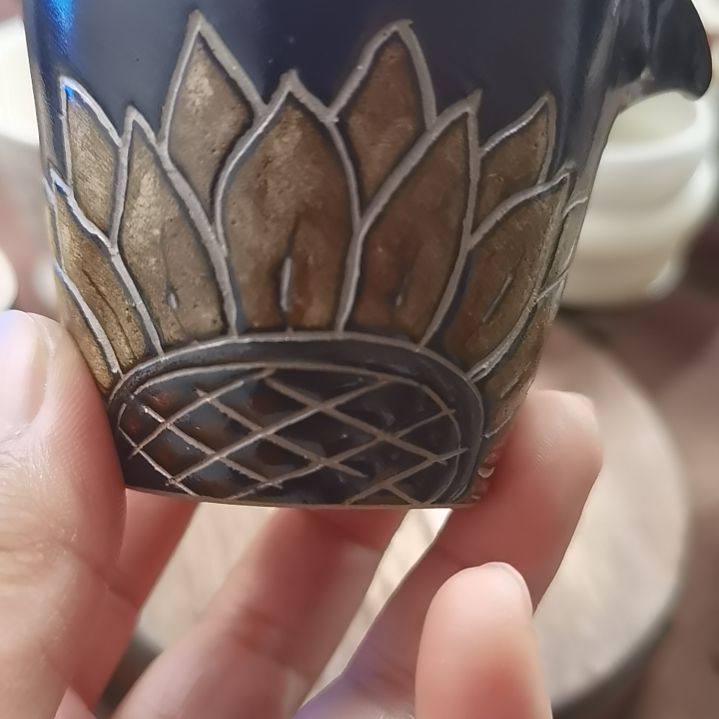 磁州窑粗泥小公道杯有瑕
