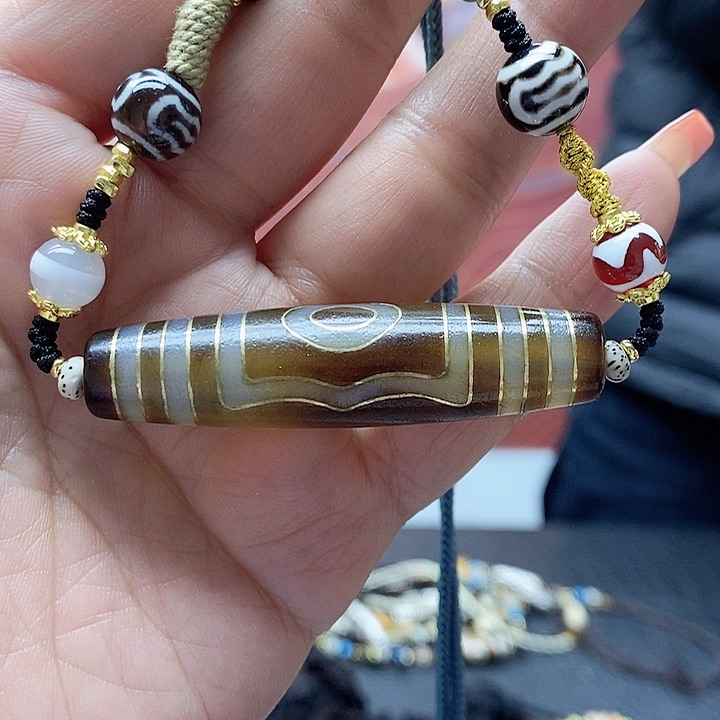 玛瑙/玉髓颈饰合金