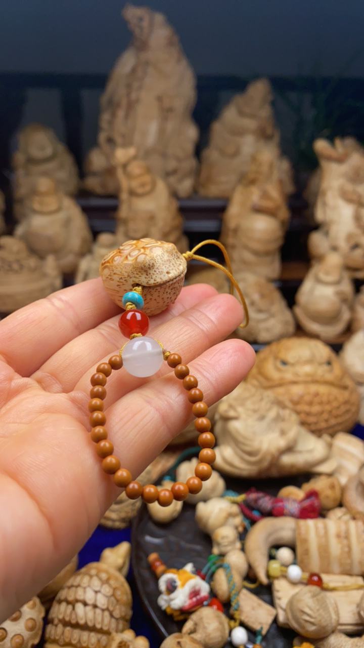 纯手工制作竹根雕