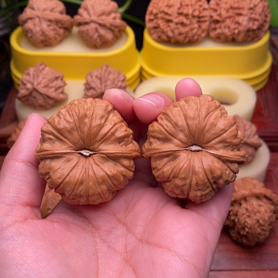 把件文玩核桃墨*43“毕业”大南瓜“大漏”