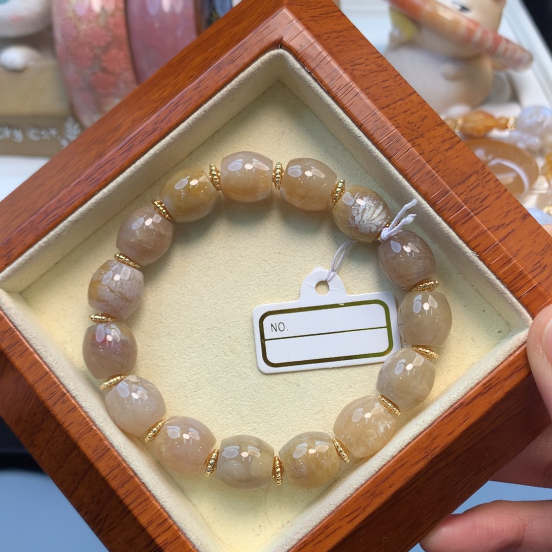 硅化珊瑚（珊瑚玉）手串合金