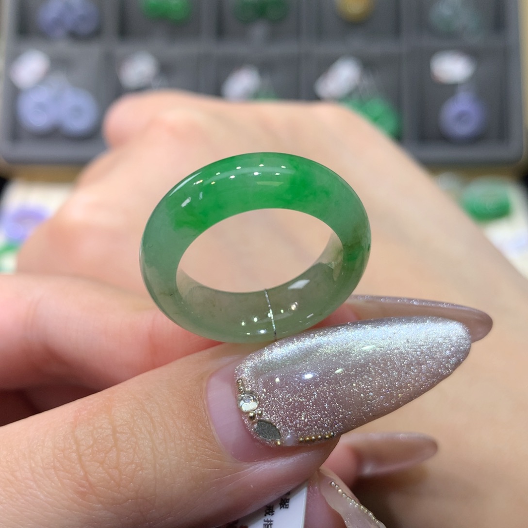 翡翠戒指未镶嵌14-15阳绿