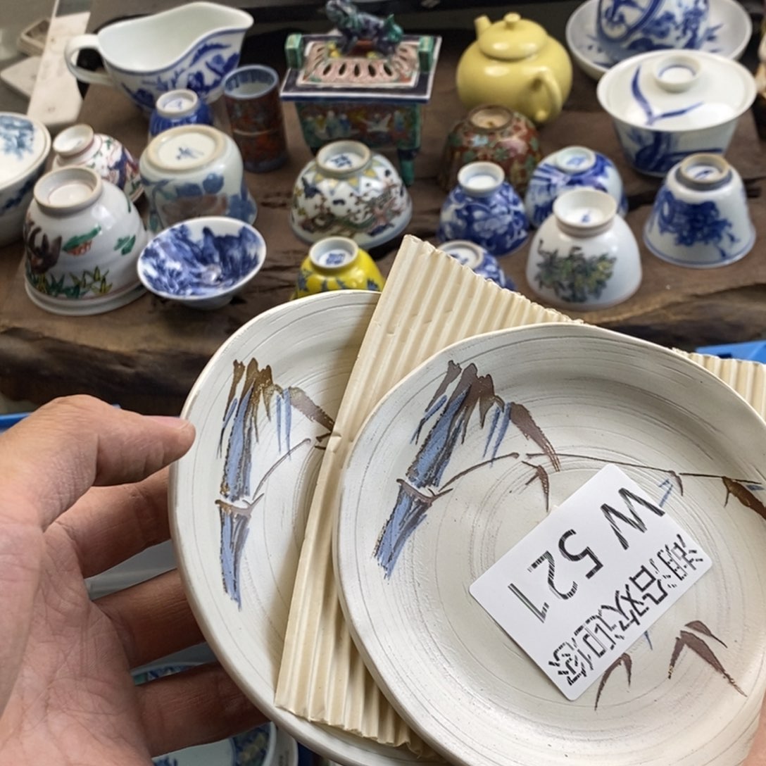 碟添****1瓷器的时候我也是