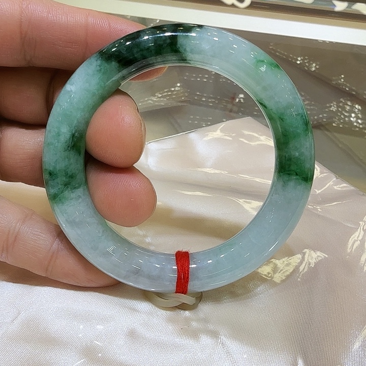 翡翠未镶嵌项圈天然翡翠手镯