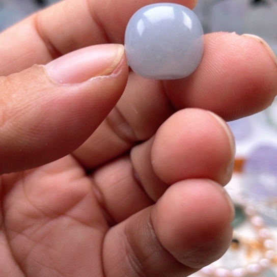 翡翠未镶嵌颈饰翡翠路路通