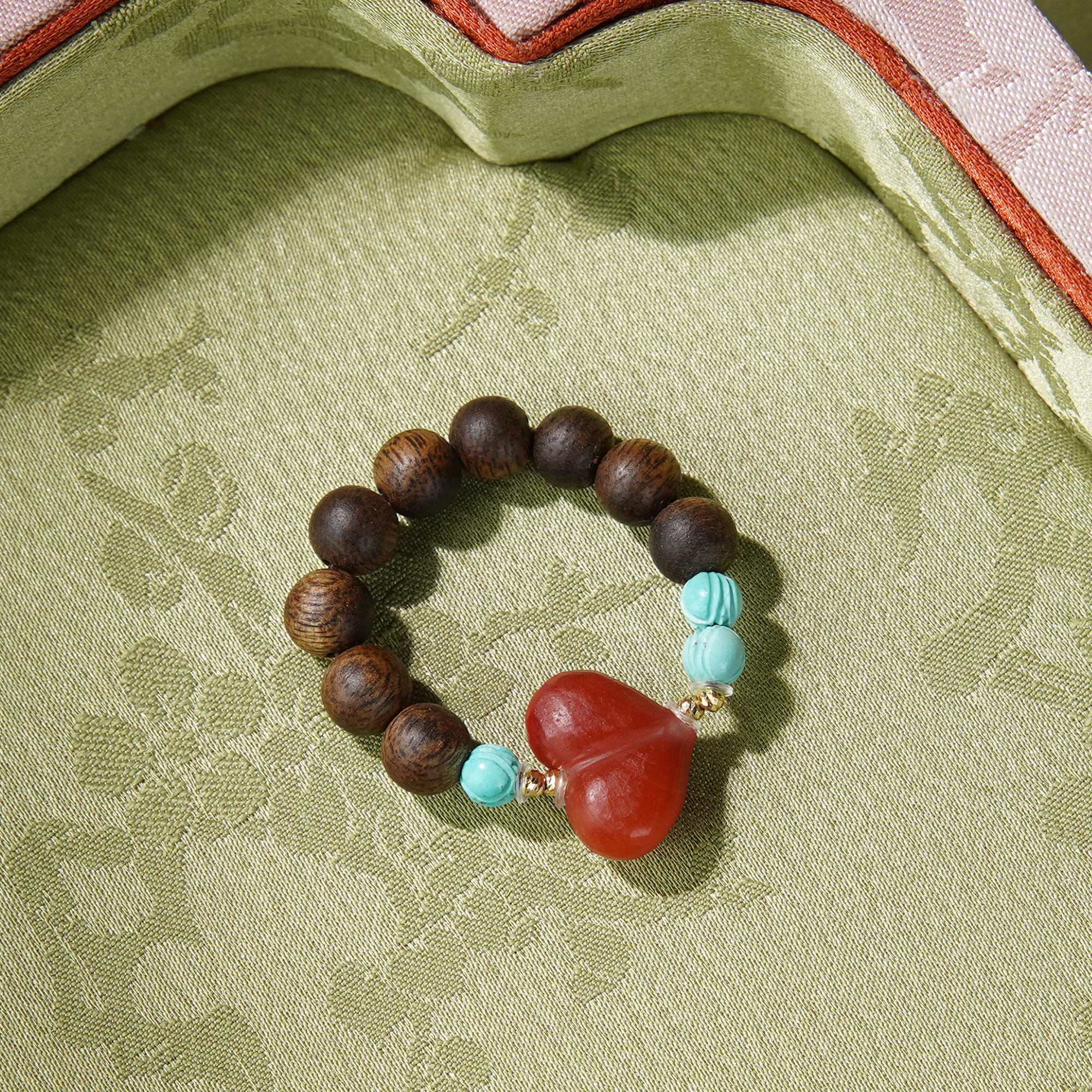 沉香沉水白奇楠0.5DIY绿松包浆南红屁桃戒指18k沉香戒指/CX00529