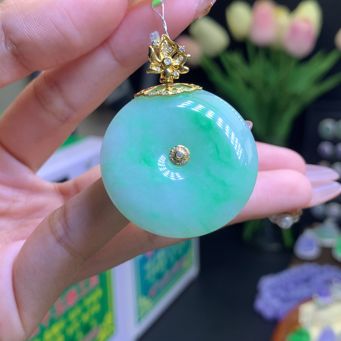 翡翠颈饰18K金镶嵌天然