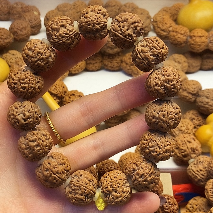 吊坠金刚菩提蜂窝梅花