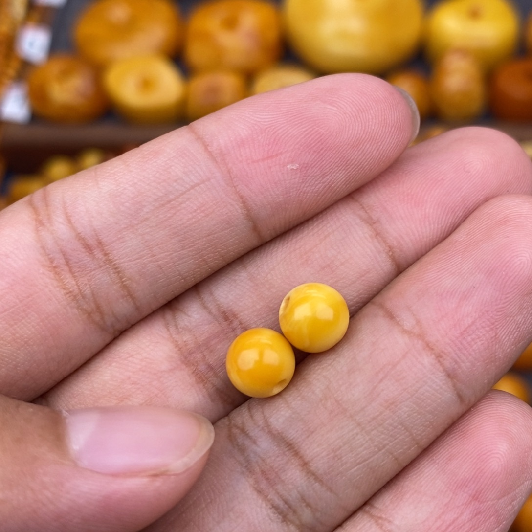 风***澈琥珀未镶嵌珠宝奇石