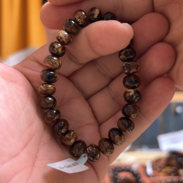 琥珀裸石未镶嵌向*歌抚顺10-23