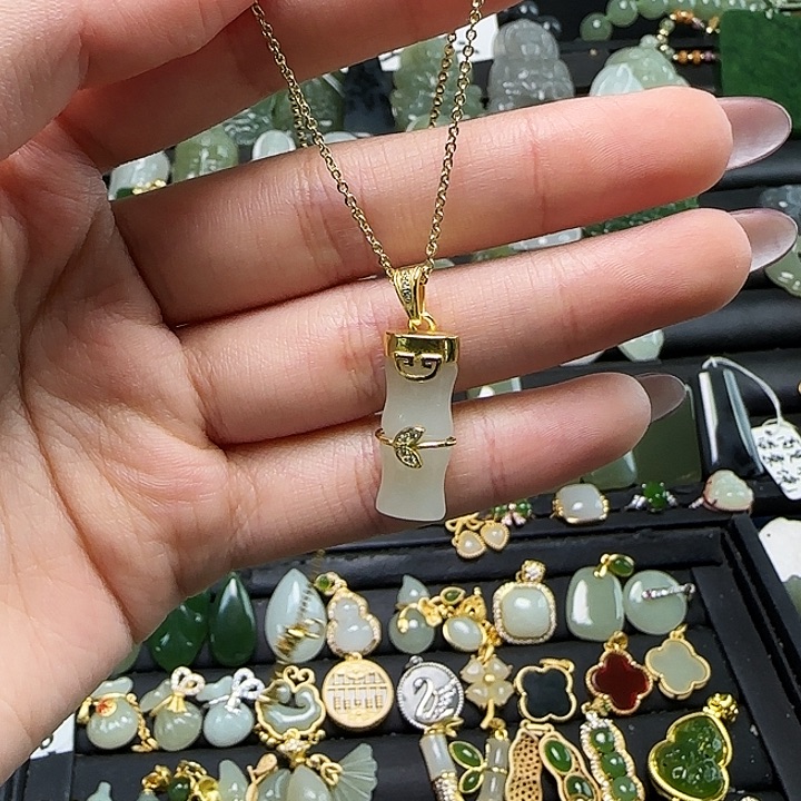 颈饰银S925镶嵌和田玉送链子送绳