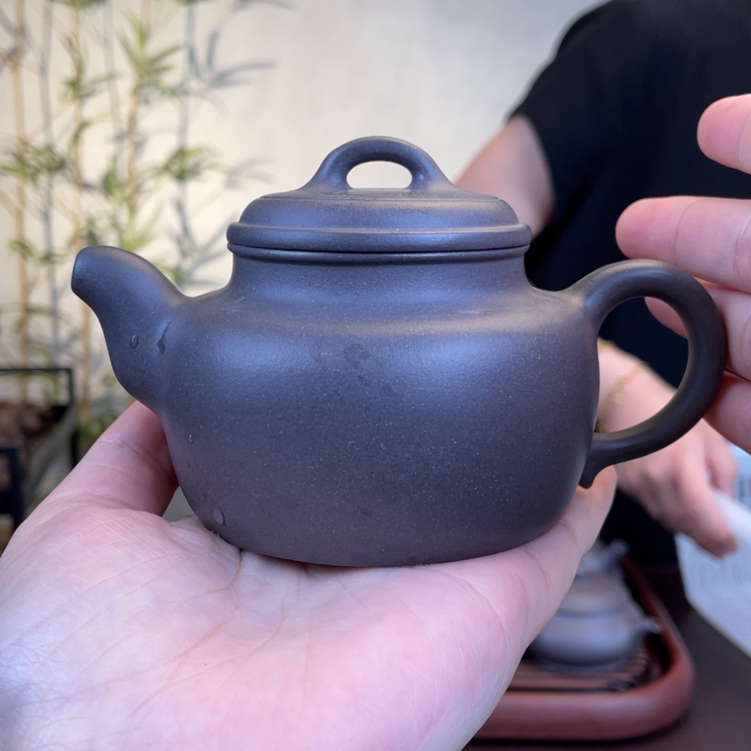 茶壶紫砂高温青灰泥大韵得钟210cc