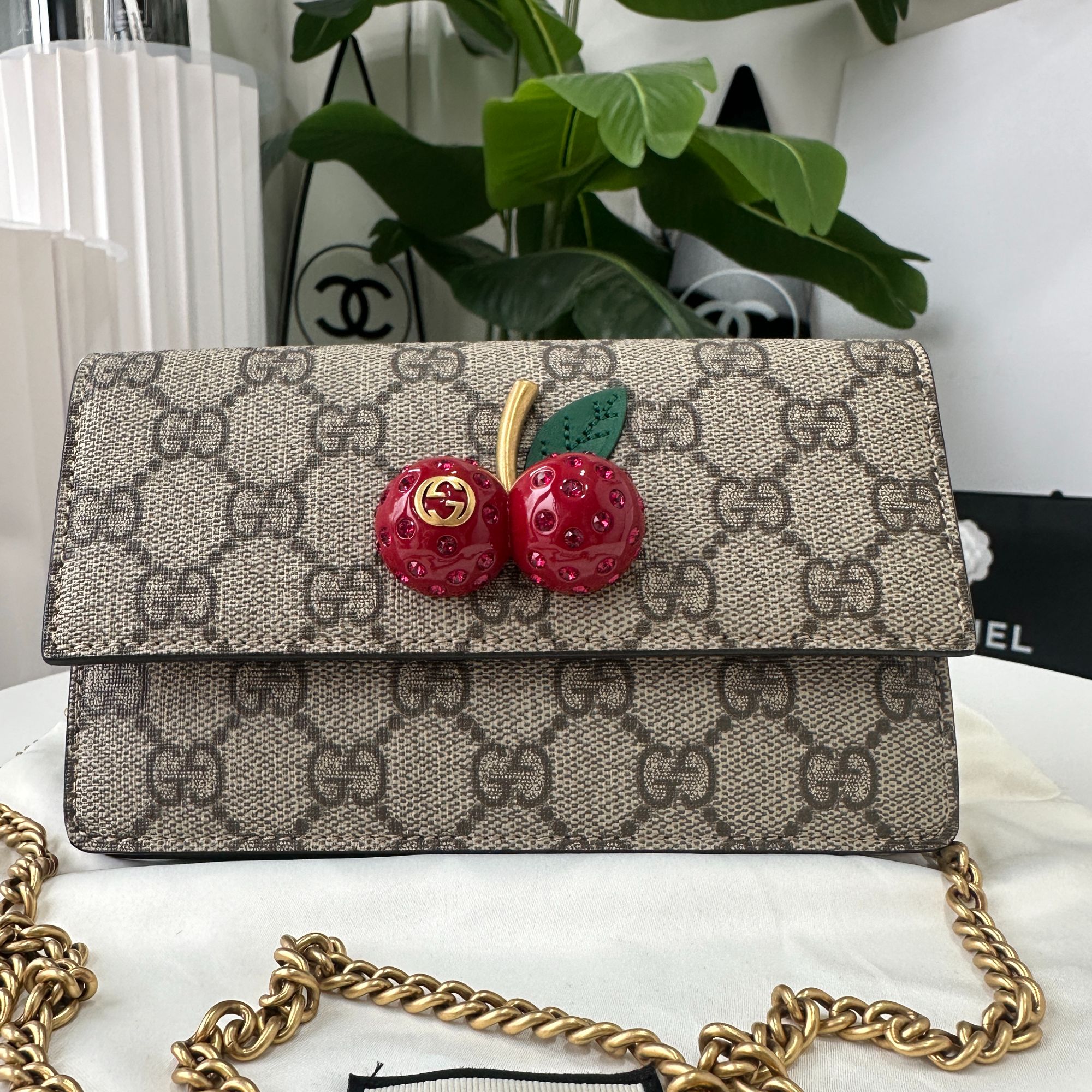 95新 GUCCI/古驰 95新樱桃老花迷你woc链条单肩女士包