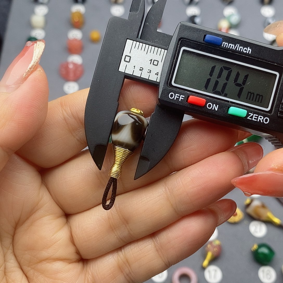 玛瑙/玉髓饰品合金